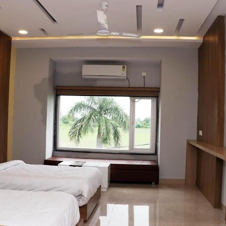 Hotel Savitri Signature Narsinghpur Eksteriør bilde