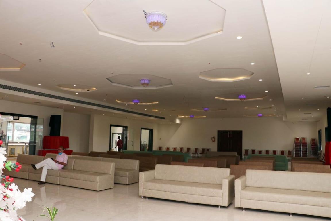 Hotel Savitri Signature Narsinghpur Eksteriør bilde